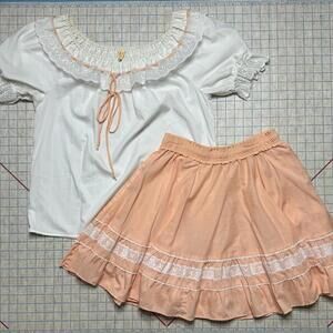 VINTAGE Square Dancing Lace Trim Skirt Top Set Prairie Peasant Peach Americana